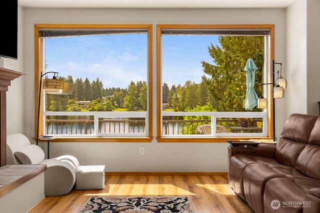 7505 185th Avenue E, Bonney Lake, WA 98391