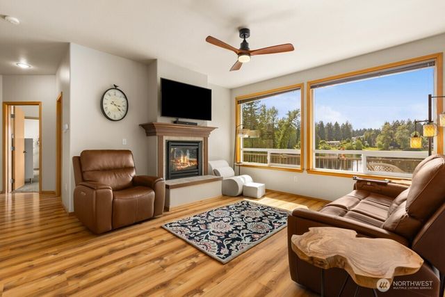 7505 185th Avenue E, Bonney Lake, WA 98391