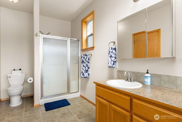 7505 185th Avenue E, Bonney Lake, WA 98391