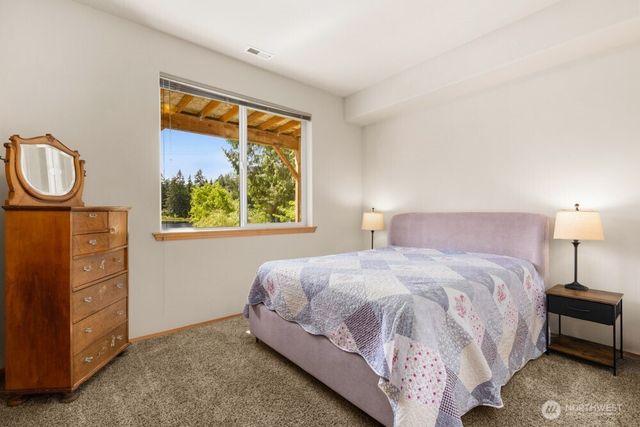 7505 185th Avenue E, Bonney Lake, WA 98391