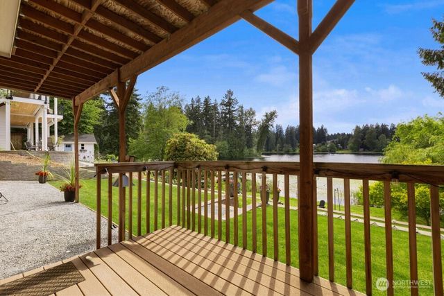 7505 185th Avenue E, Bonney Lake, WA 98391