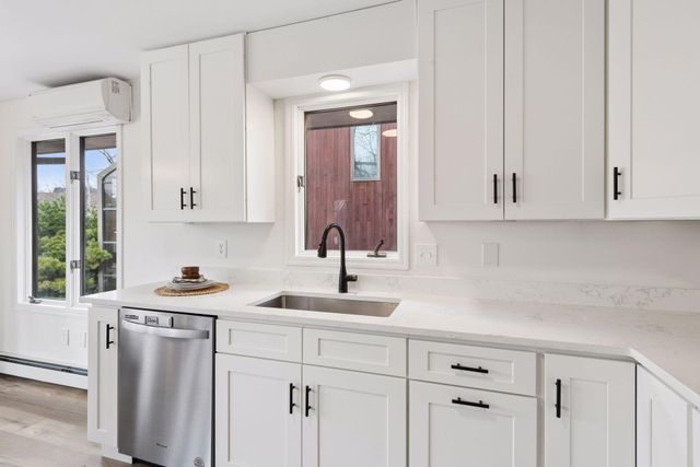 14407 Watersedge Trail NE, Prior Lake, MN 55372