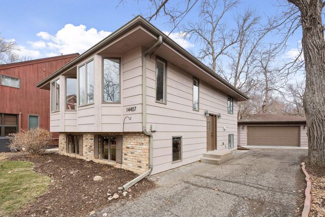 14407 Watersedge Trail NE, Prior Lake, MN 55372