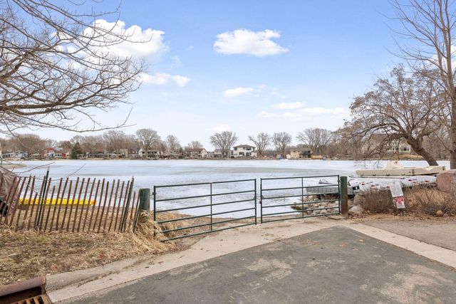 14407 Watersedge Trail NE, Prior Lake, MN 55372