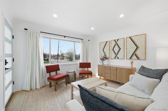 4702 S Lincoln Street, Englewood, CO 80113