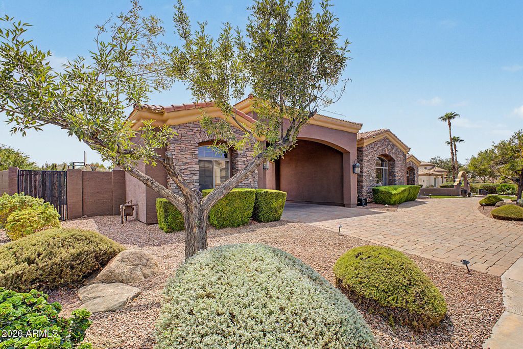 2675 E BARTLETT Place, Chandler, AZ 85249 — photo 3