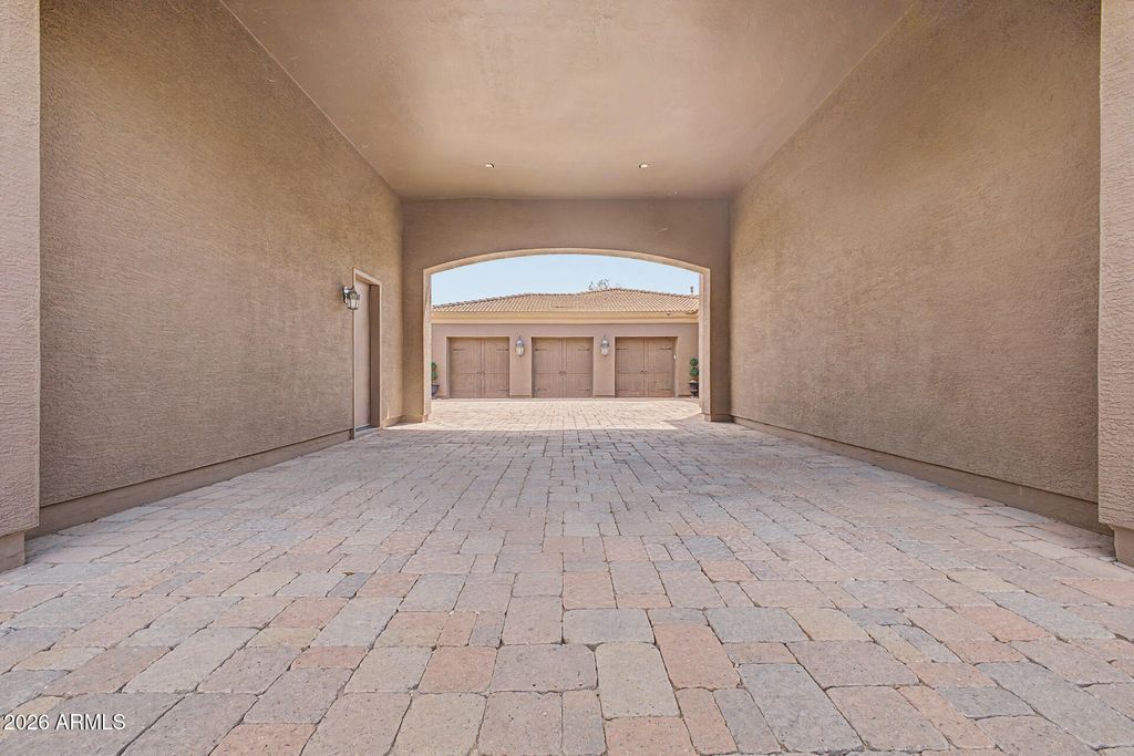 2675 E BARTLETT Place, Chandler, AZ 85249 — photo 4