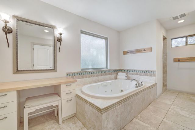 2905 Ticonderoga CV, Lago Vista, TX 78645