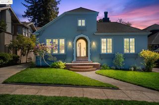 1063 Clarendon Crescent, Oakland, CA 94610
