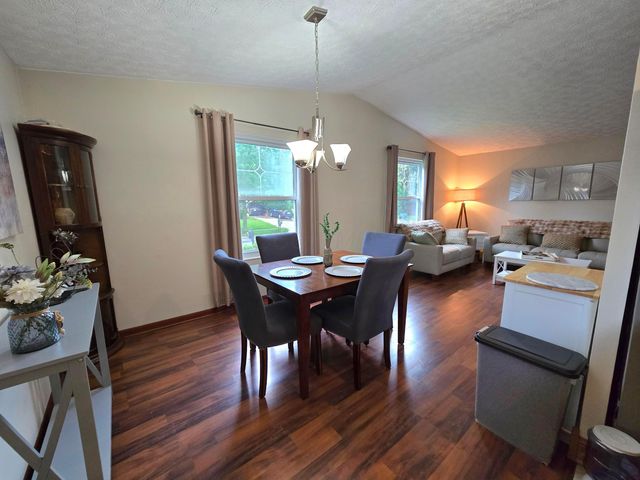 3860 Ramblehurst Road, Columbus, OH 43221
