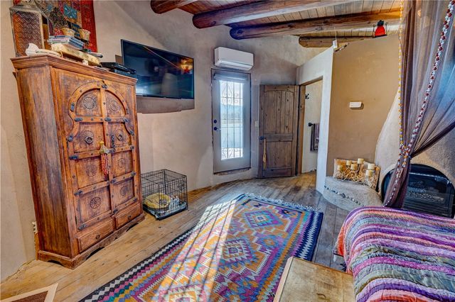 17445 S La Cienega Ranch Road, Yucca, AZ 86438