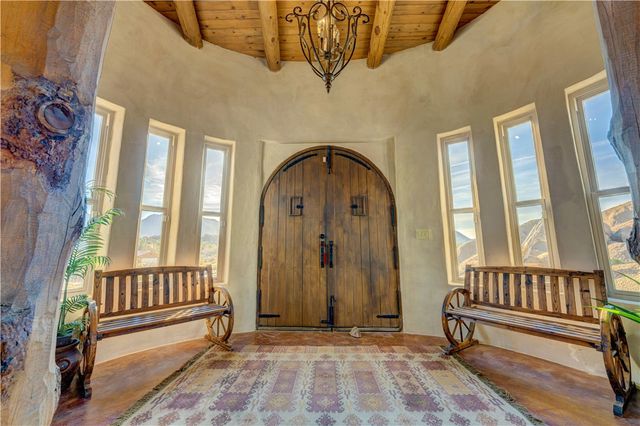 17445 S La Cienega Ranch Road, Yucca, AZ 86438