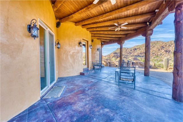 17445 S La Cienega Ranch Road, Yucca, AZ 86438