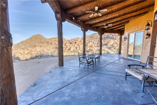 17445 S La Cienega Ranch Road, Yucca, AZ 86438