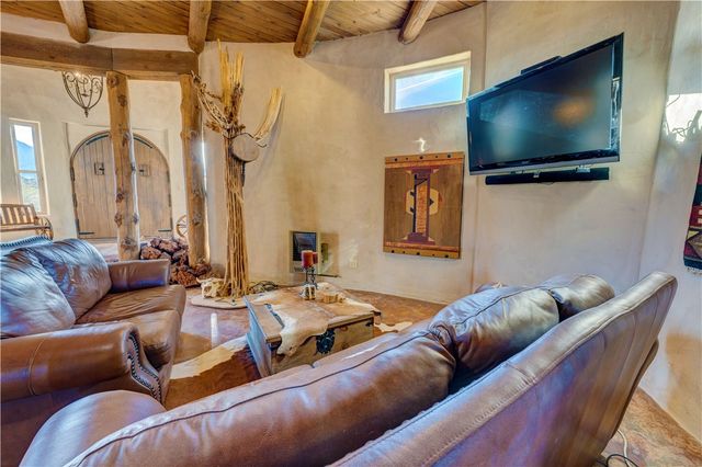 17445 S La Cienega Ranch Road, Yucca, AZ 86438