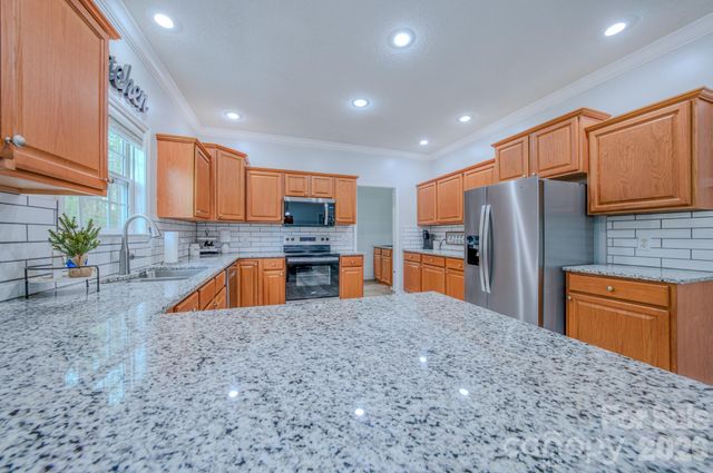 27 Garland Ball Drive, Alexander, NC 28701