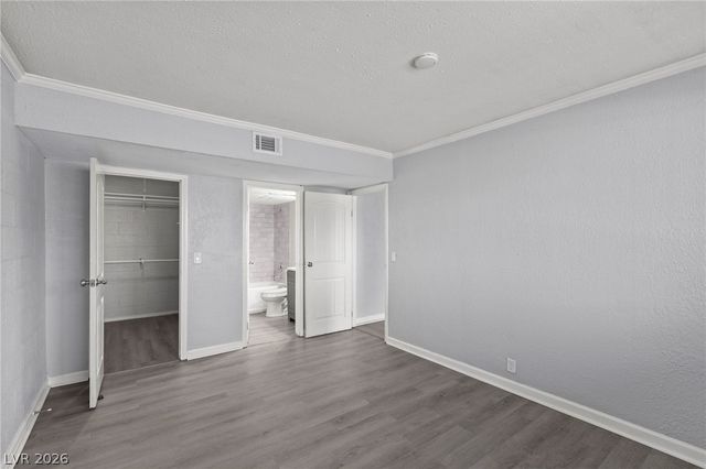 555 South Royal Crest Circle 9, Las Vegas, NV 89169