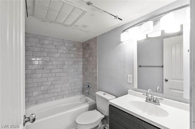555 South Royal Crest Circle 9, Las Vegas, NV 89169