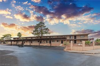 555 South Royal Crest Circle 9, Las Vegas, NV 89169