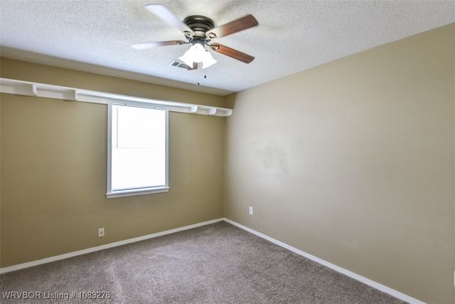 910 James Street, Roland, OK 74954