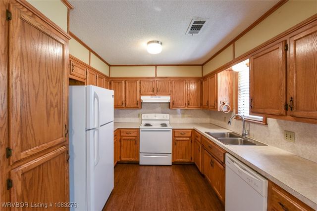 910 James Street, Roland, OK 74954