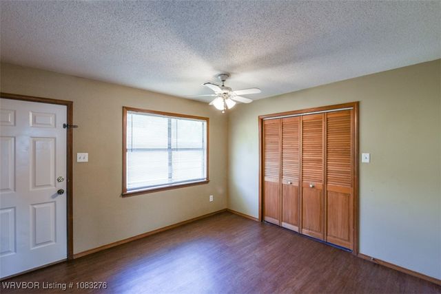 910 James Street, Roland, OK 74954