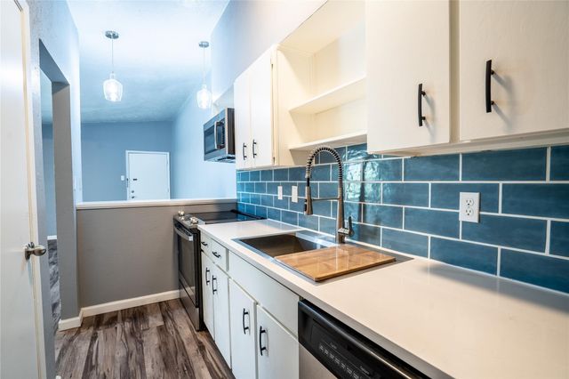 2627 Douglas Avenue, Dallas, TX 75219