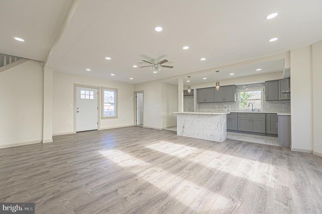 2653 S MAIN RD, Vineland, NJ 08360