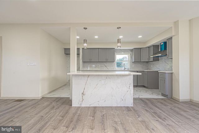 2653 S MAIN RD, Vineland, NJ 08360