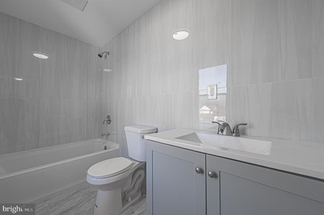 2653 S MAIN RD, Vineland, NJ 08360