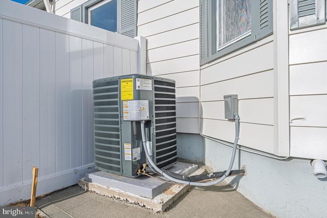 2653 S MAIN RD, Vineland, NJ 08360