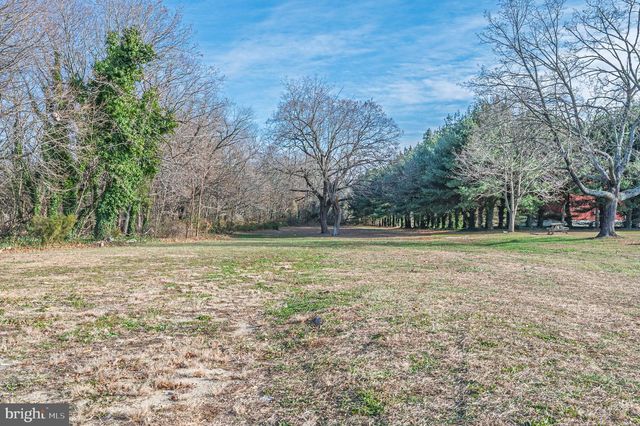 2653 S MAIN RD, Vineland, NJ 08360