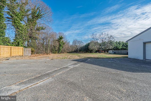 2653 S MAIN RD, Vineland, NJ 08360