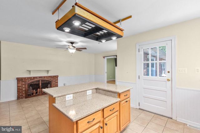 5949 PARTLOW RD, Spotsylvania, VA 22551