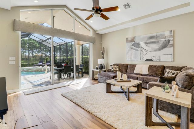 9005 Houndslake Court, Port St Lucie, FL 34986