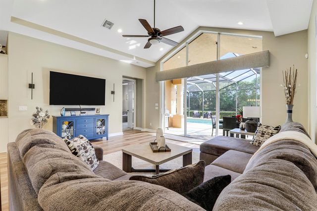 9005 Houndslake Court, Port St Lucie, FL 34986