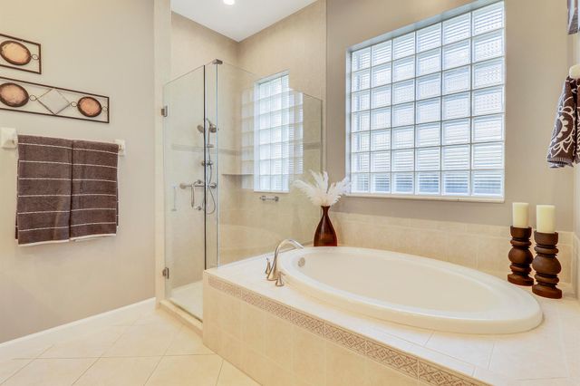 9005 Houndslake Court, Port St Lucie, FL 34986