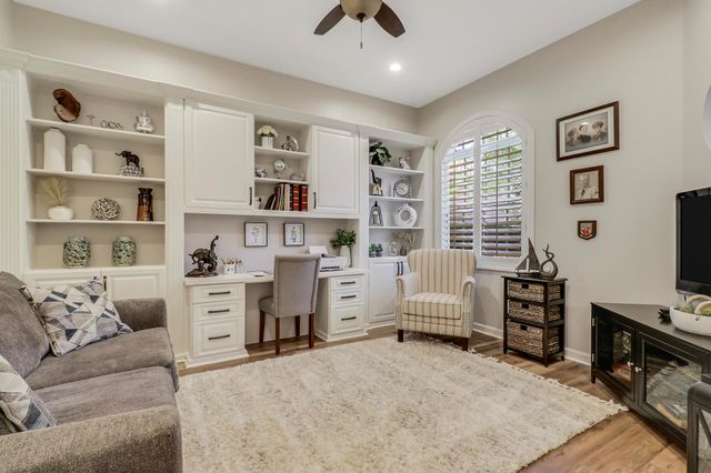 9005 Houndslake Court, Port St Lucie, FL 34986