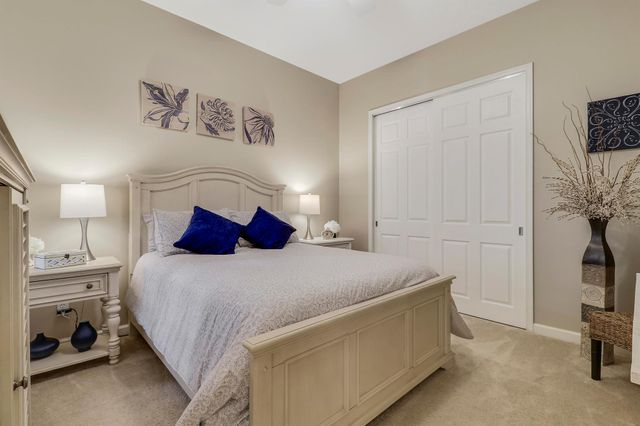 9005 Houndslake Court, Port St Lucie, FL 34986