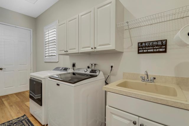 9005 Houndslake Court, Port St Lucie, FL 34986