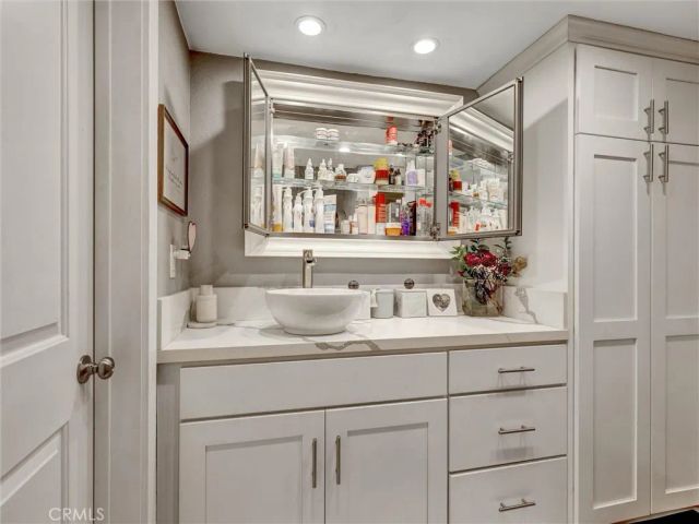 1200 W Lambert 44, La Habra, CA 90631