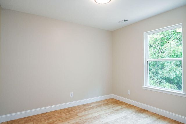 123 Lindon Street, Benton, TN 37307