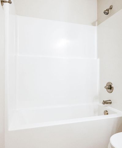 123 Lindon Street, Benton, TN 37307