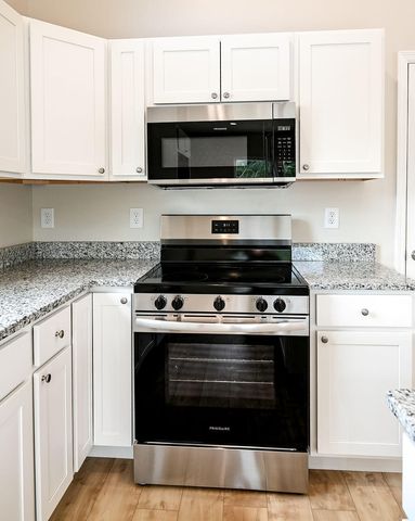 123 Lindon Street, Benton, TN 37307