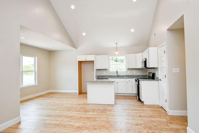 123 Lindon Street, Benton, TN 37307