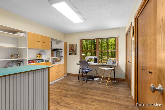 8160 Oakview Ridge Drive, Rockford, MI 49341