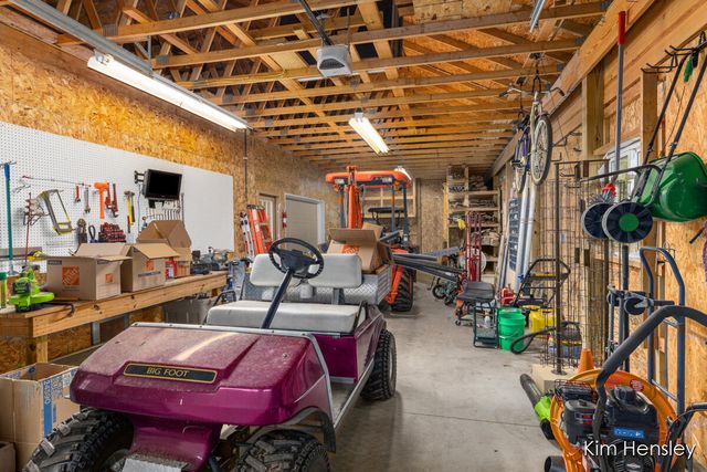 8160 Oakview Ridge Drive, Rockford, MI 49341