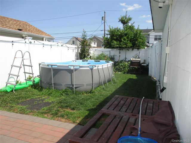 835 Washington Avenue, Westbury, NY 11590