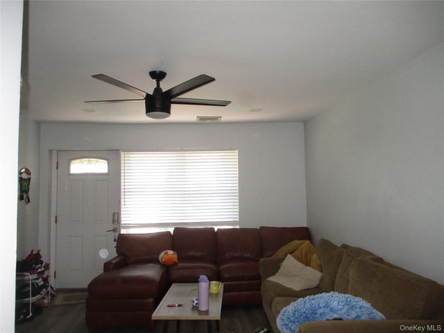 835 Washington Avenue, Westbury, NY 11590