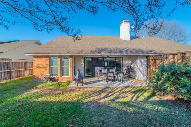 837 Redcedar Way Drive, Coppell, TX 75019